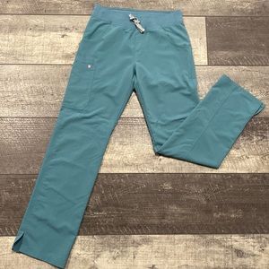 Figs Kade Cargo Scrub Pant